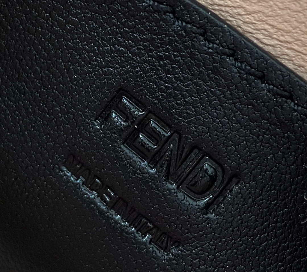 Fendi 7AR993 FENDI PICO PEEKABOO Charm 8385 Black