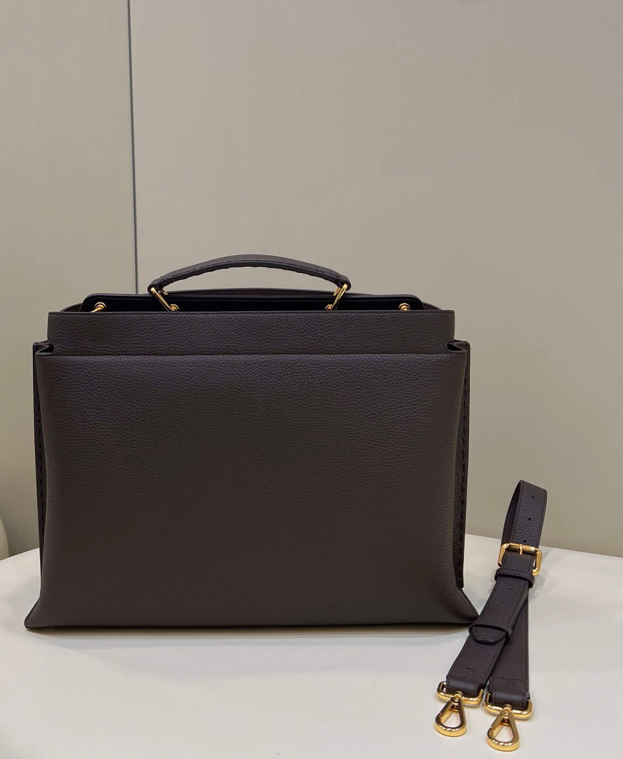 Fendi 7VA529 Peekaboo ISeeU Medium Brown Leather Bag