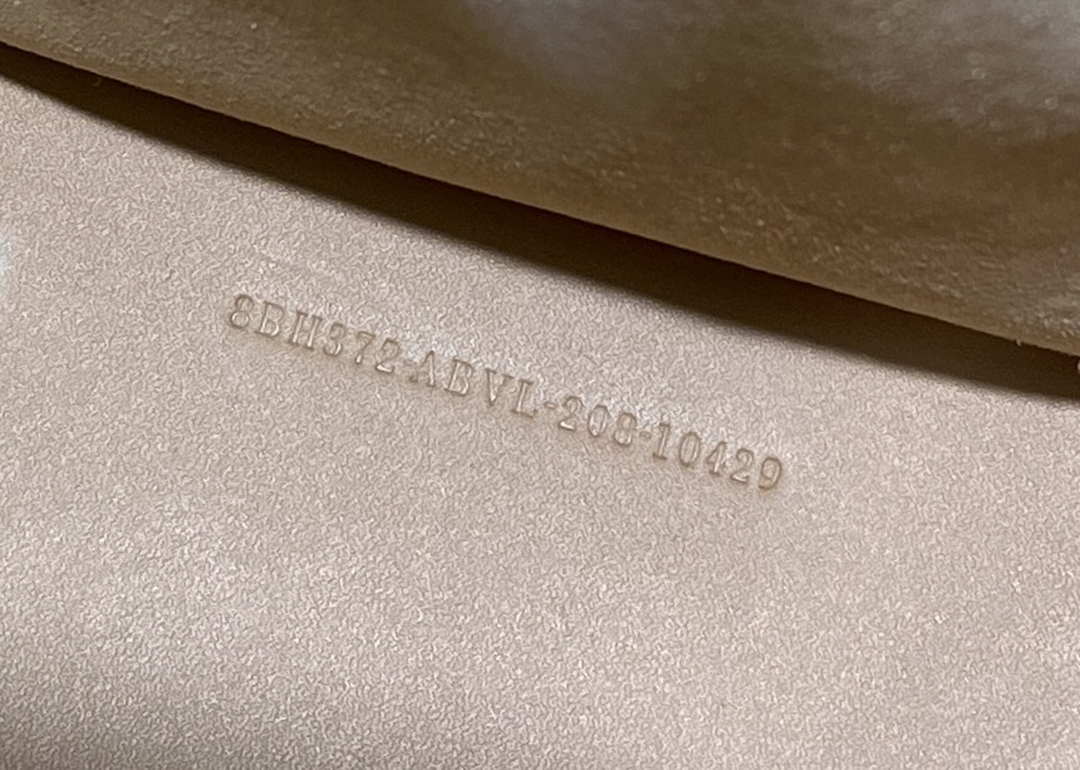 Fendi 8266S Sunshine Medium Bag 8BH386 Apricot leather shopper - Default Title - View 8