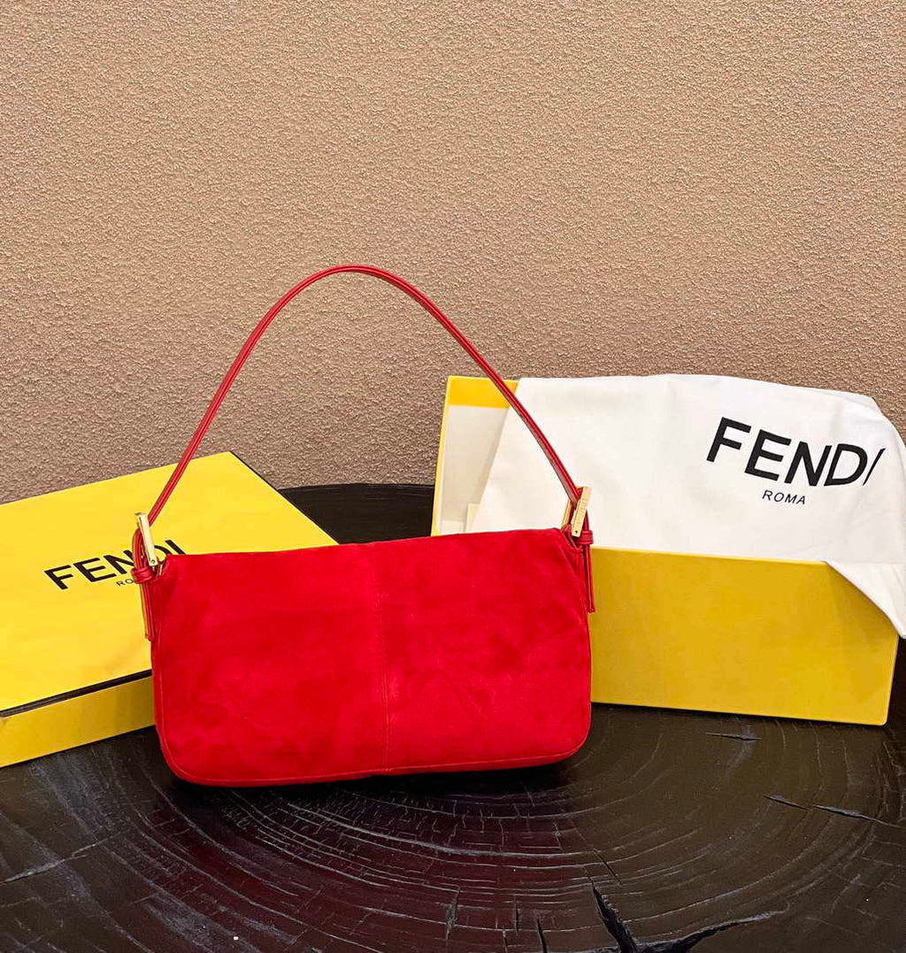Fendi 8339 Baguette Middle Age Solid Color Series Underarm Bag Red