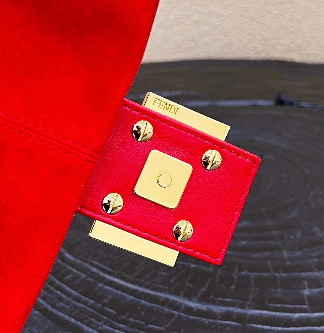 Fendi 8339 Baguette Middle Age Solid Color Series Underarm Bag Red - Default Title - View 7