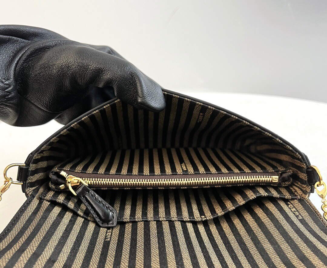 Fendi 8521 Baguette Chain Midi Shoulder Bag Black - Default Title - View 9