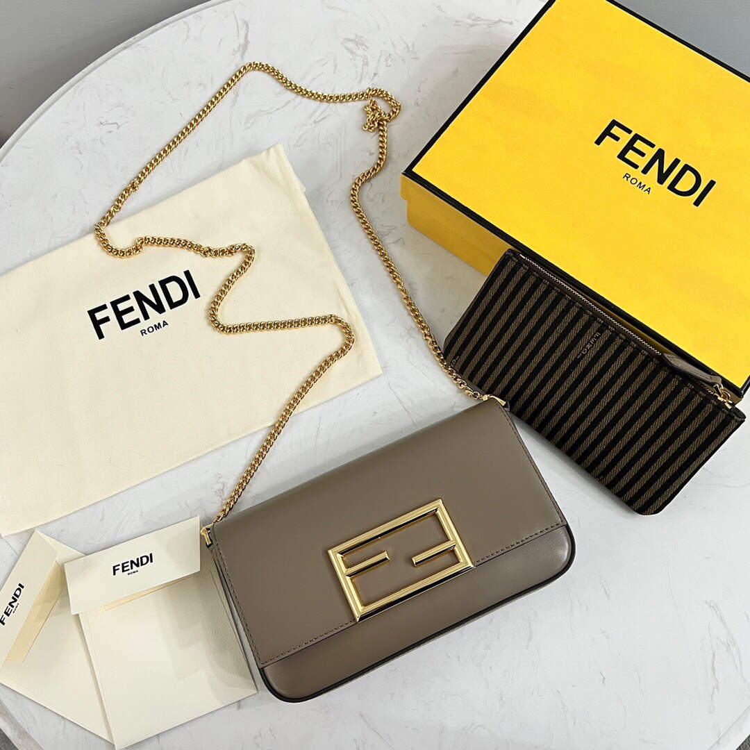 Fendi 8521 Baguette Chain Midi Shoulder Bag Gray - Default Title - View 1