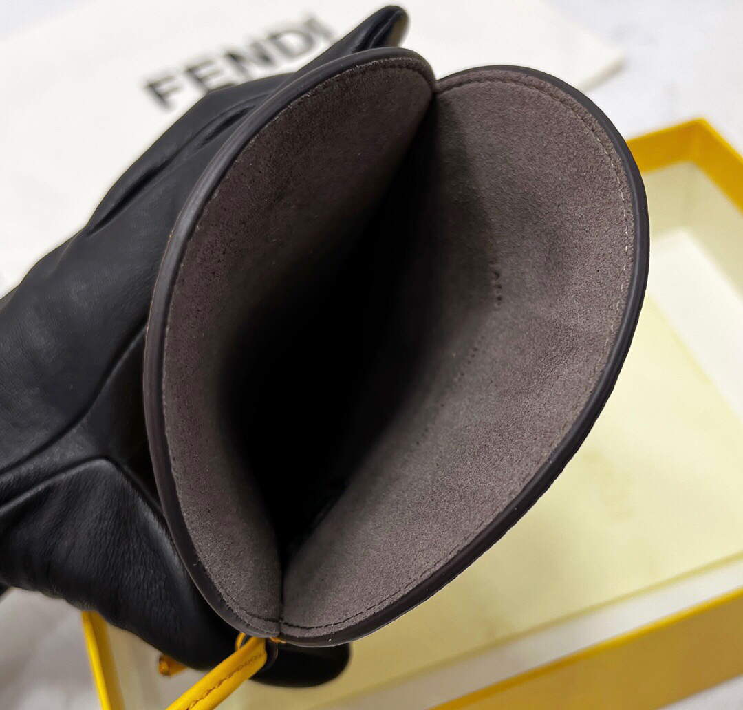 Fendi 8526 Phone Shoulder Bag Yellow - Default Title - View 9