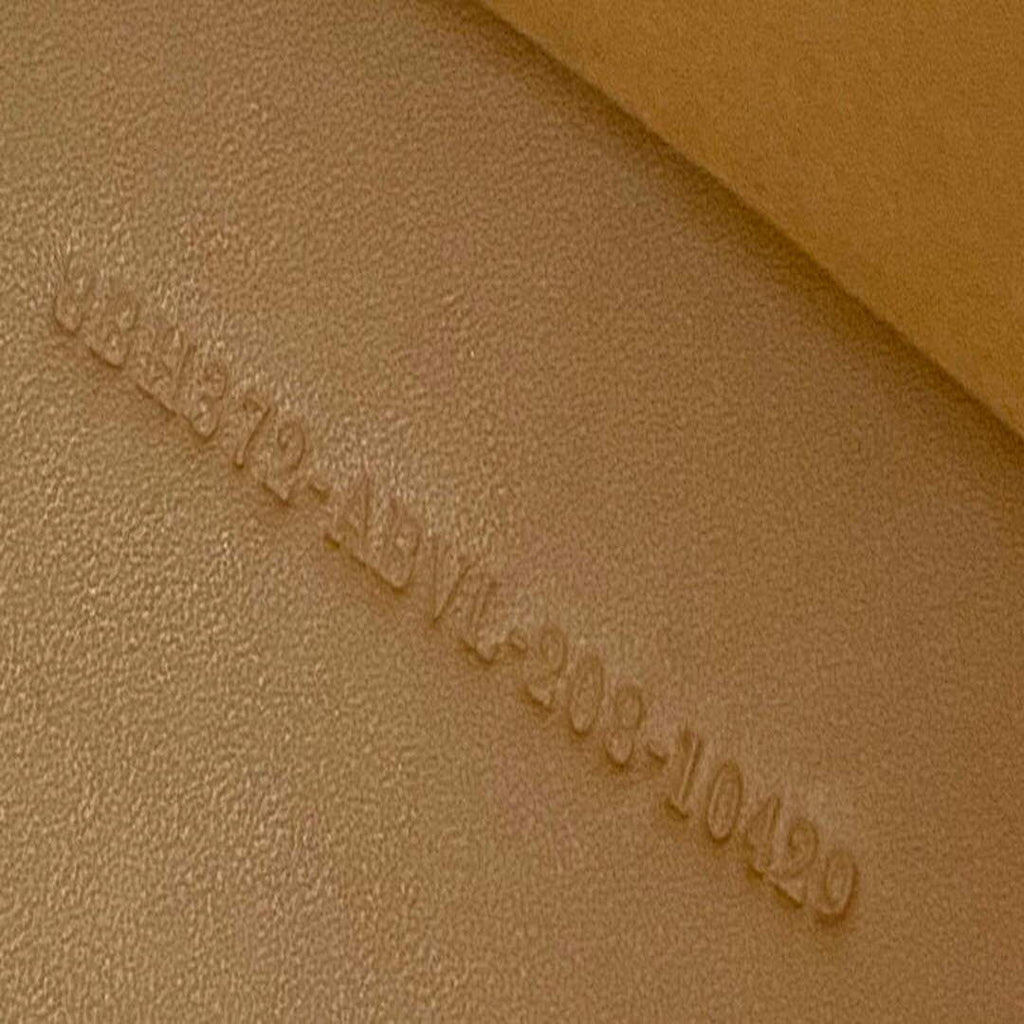 Fendi 8BH386 Sunshine Medium Fendi Tote Bag 8518 Apricot
