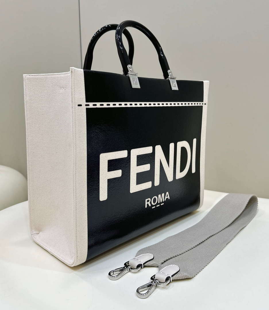Fendi 8BH386 Fendi Sunshine Medium Blak and white leather shopper