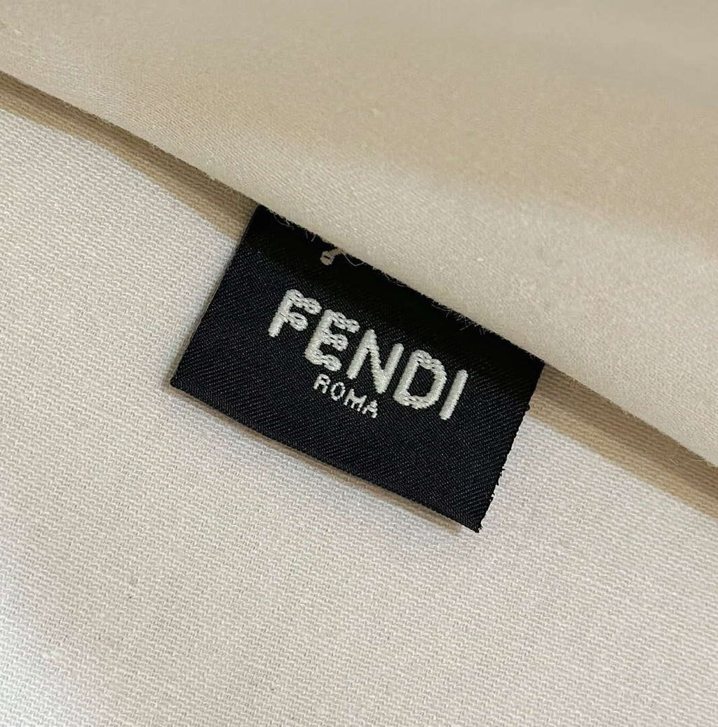 Fendi 8BH386 Fendi Sunshine Medium Blak and white leather shopper