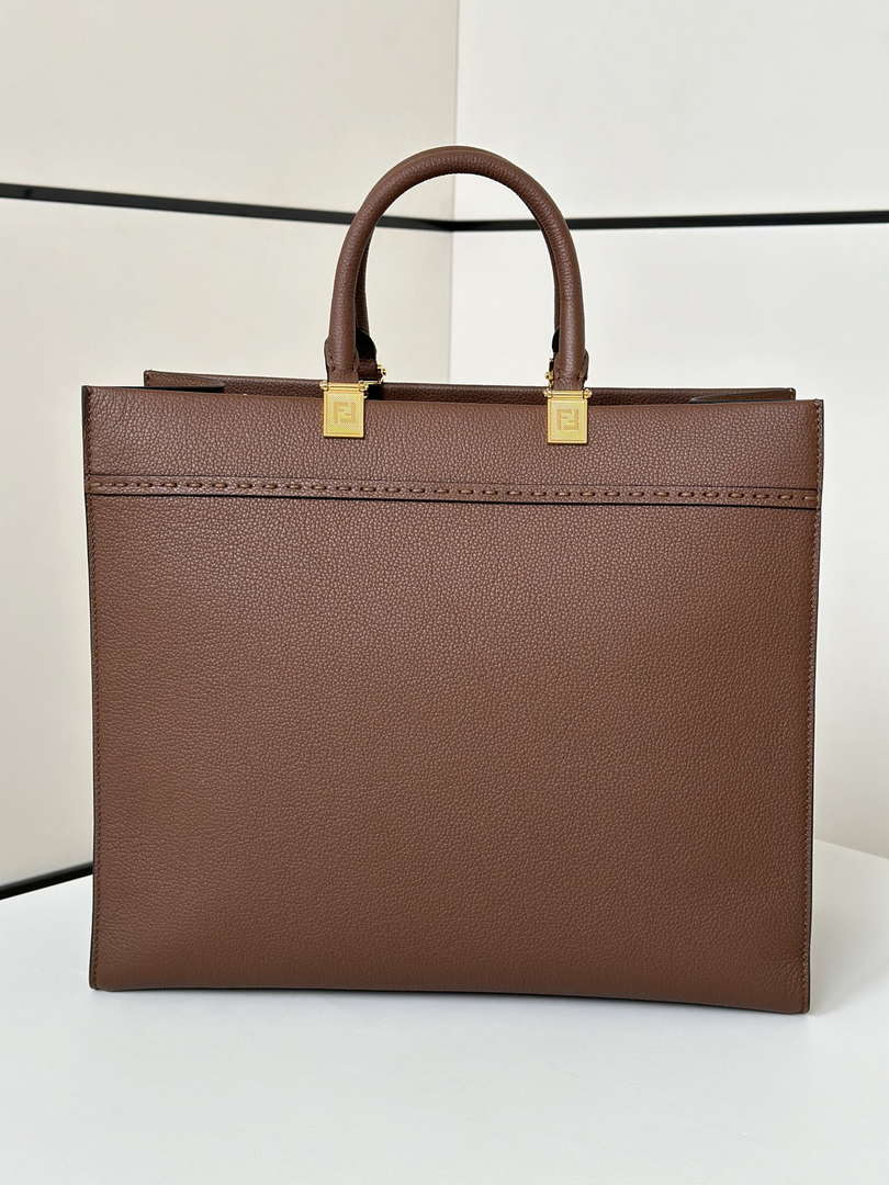 Fendi 8BH386 Fendi Sunshine Medium Brown leather shopper Full-grain cowhide 8636