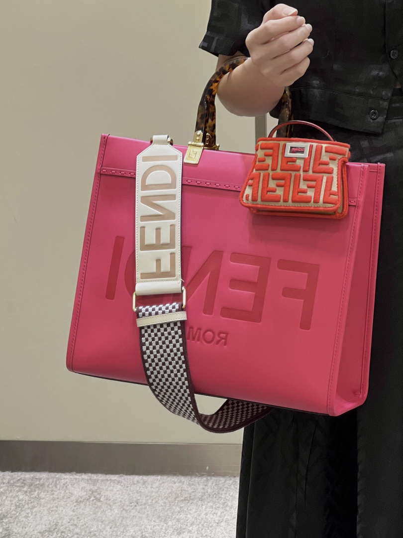 Fendi 8BH386 Sunshine Medium Bag Rose Red leather shopper 8266S