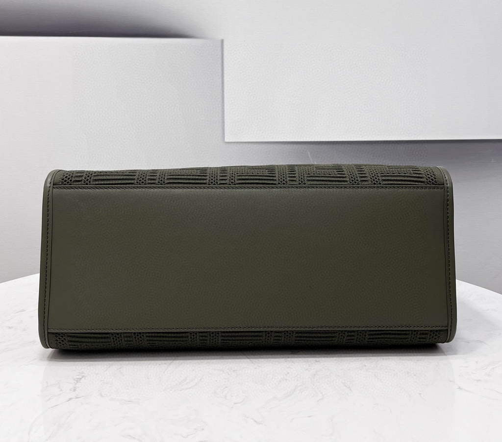 Fendi 8BH386 Sunshine Medium Fendi Tote Bag 8258 Green