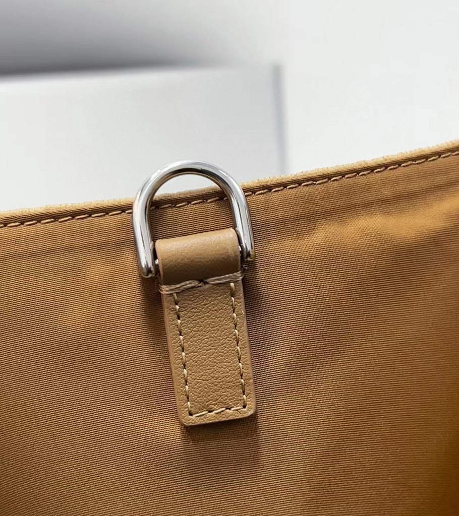 Fendi 8BH386 Sunshine Medium Fendi Tote Bag 8258 Tan - Default Title - View 8