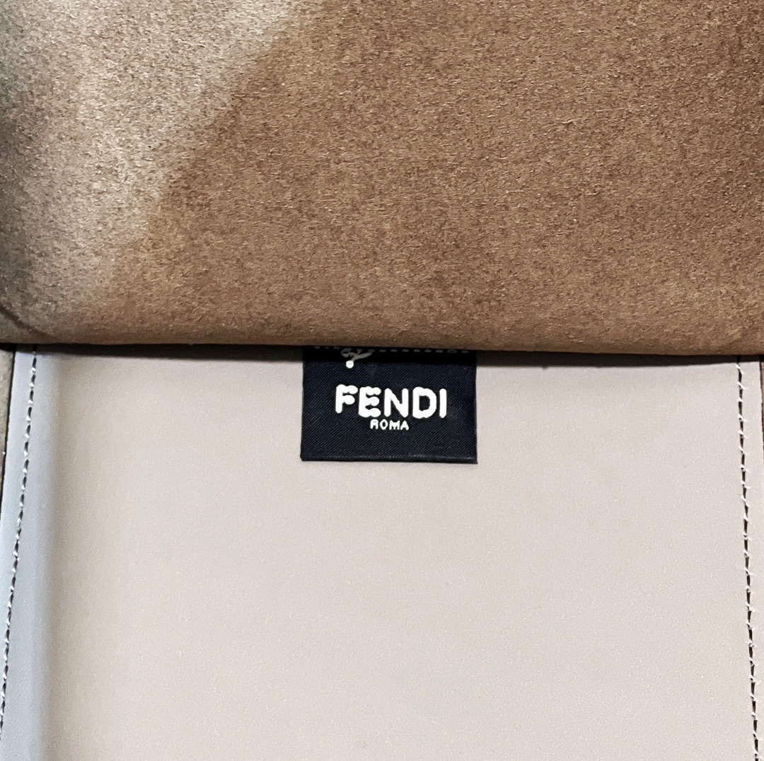 Fendi 8BH386 Sunshine Medium Tote Gray Leather and elaphe shopper bag