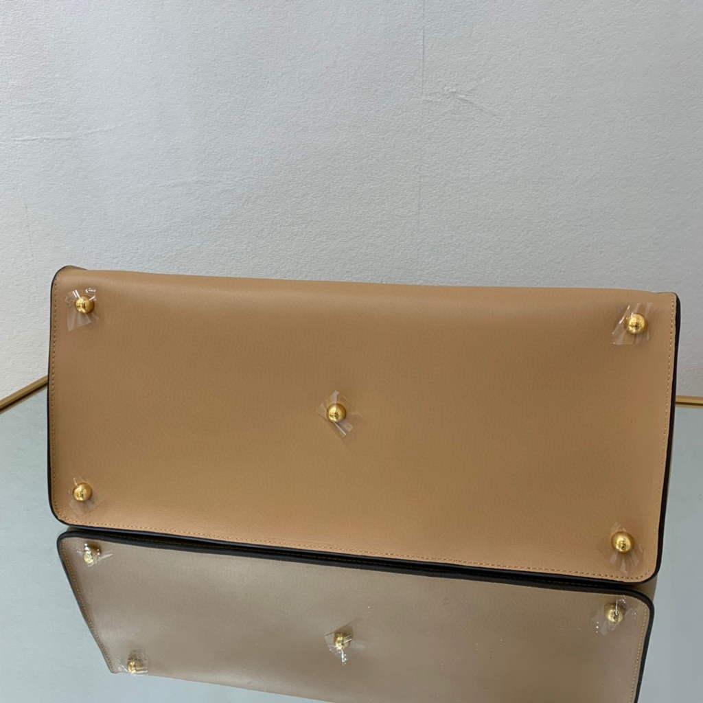 Fendi 8BH391 Fendi way Medium Apricot Leather bag
