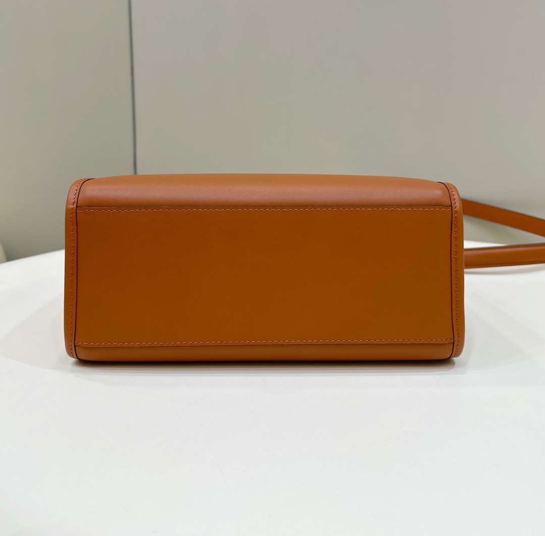 Fendi 8BH394 Fendi Sunshine Small Brown leather shopper