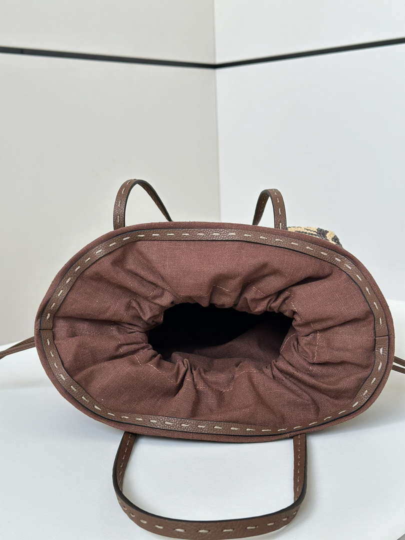 Fendi 8BH424AS3BF17A1 Small Roll Beige FF raffia crochet shopper 8659s - Default Title - View 8