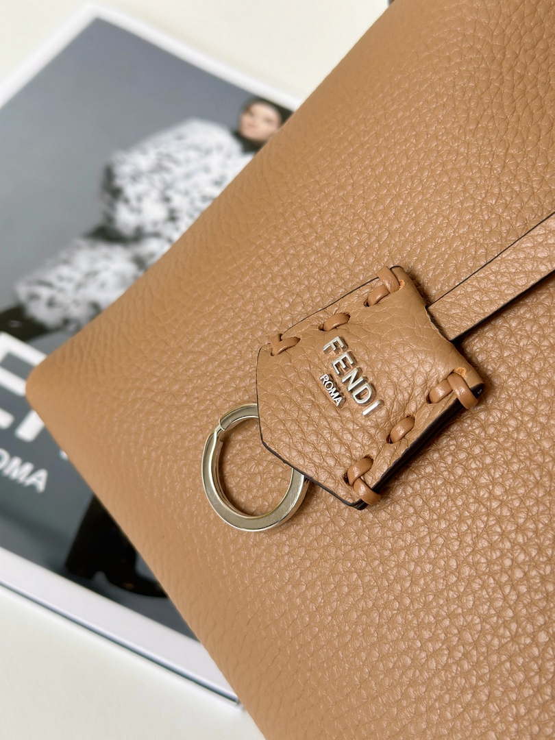 Fendi 8BL155 By The Way Selleria Medium Cappuccino-coloured Selleria bag with 192 hand-sewn stitches 8668