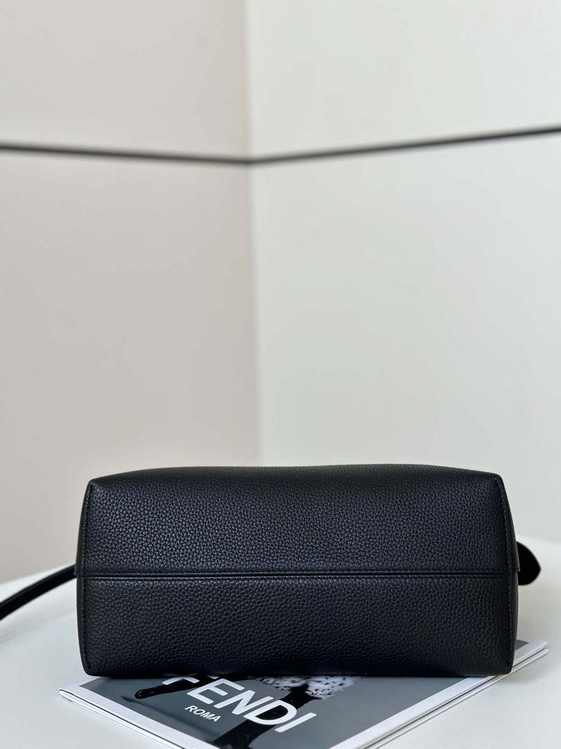Fendi 8BL155 By The Way Selleria Medium Black Selleria bag with 192 hand-sewn stitches 8668