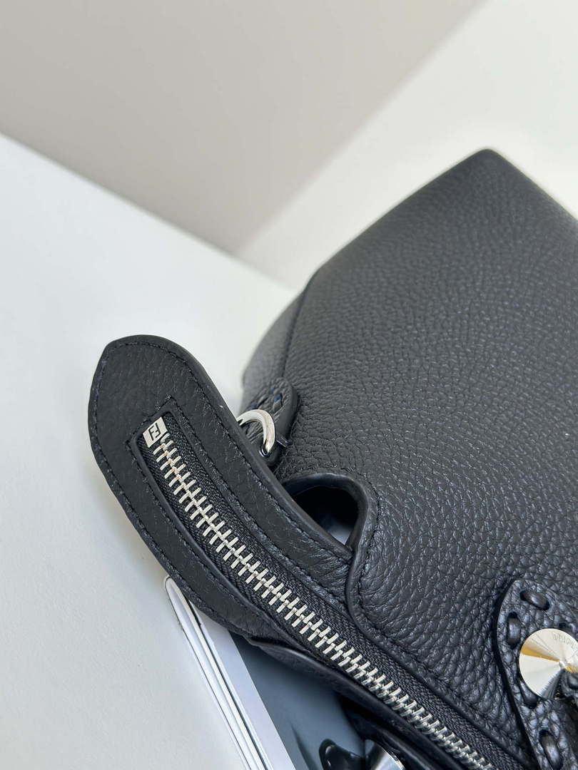 Fendi 8BL155 By The Way Selleria Medium Black Selleria bag with 192 hand-sewn stitches 8668
