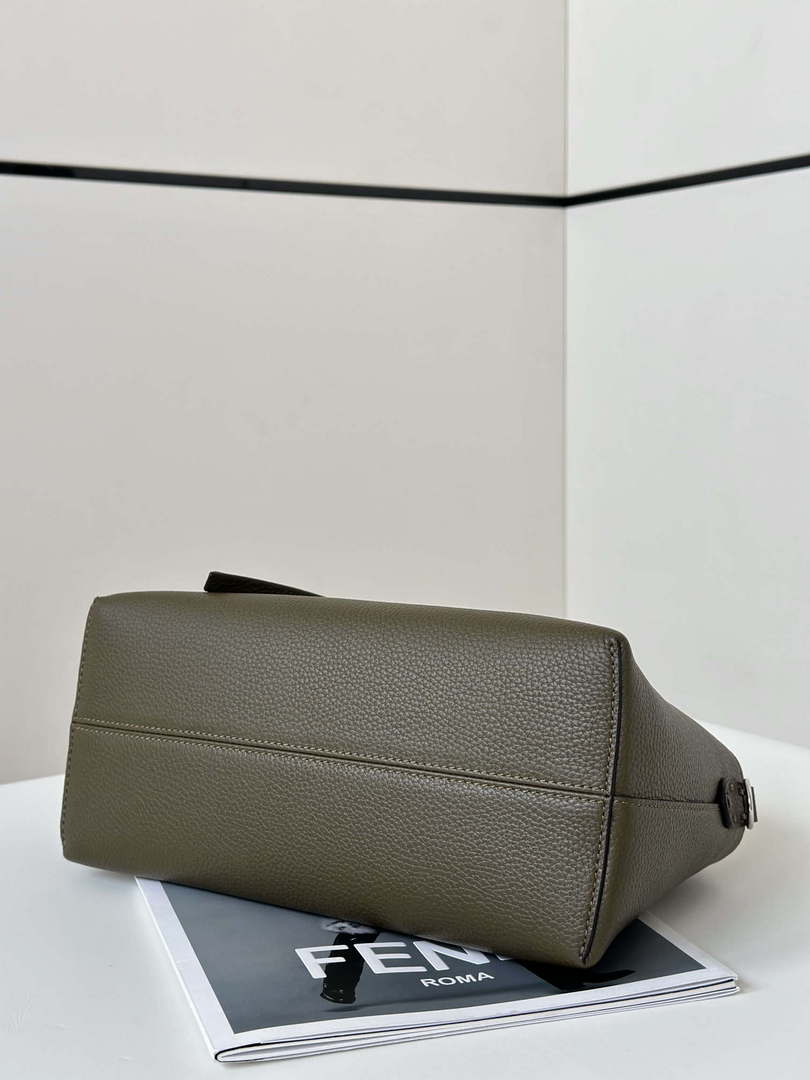 Fendi 8BL155 By The Way Selleria Medium Dark green Selleria bag with 192 hand-sewn stitches 8668