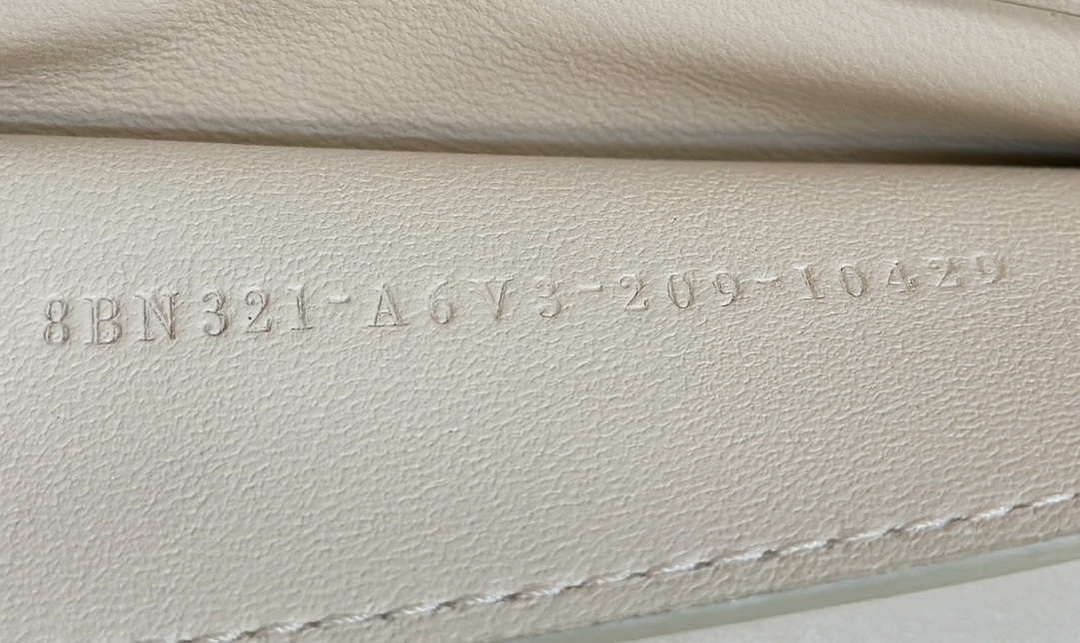 Fendi 8BN321 Peekaboo ISeeU Medium Beige interlace leather bag 80138L