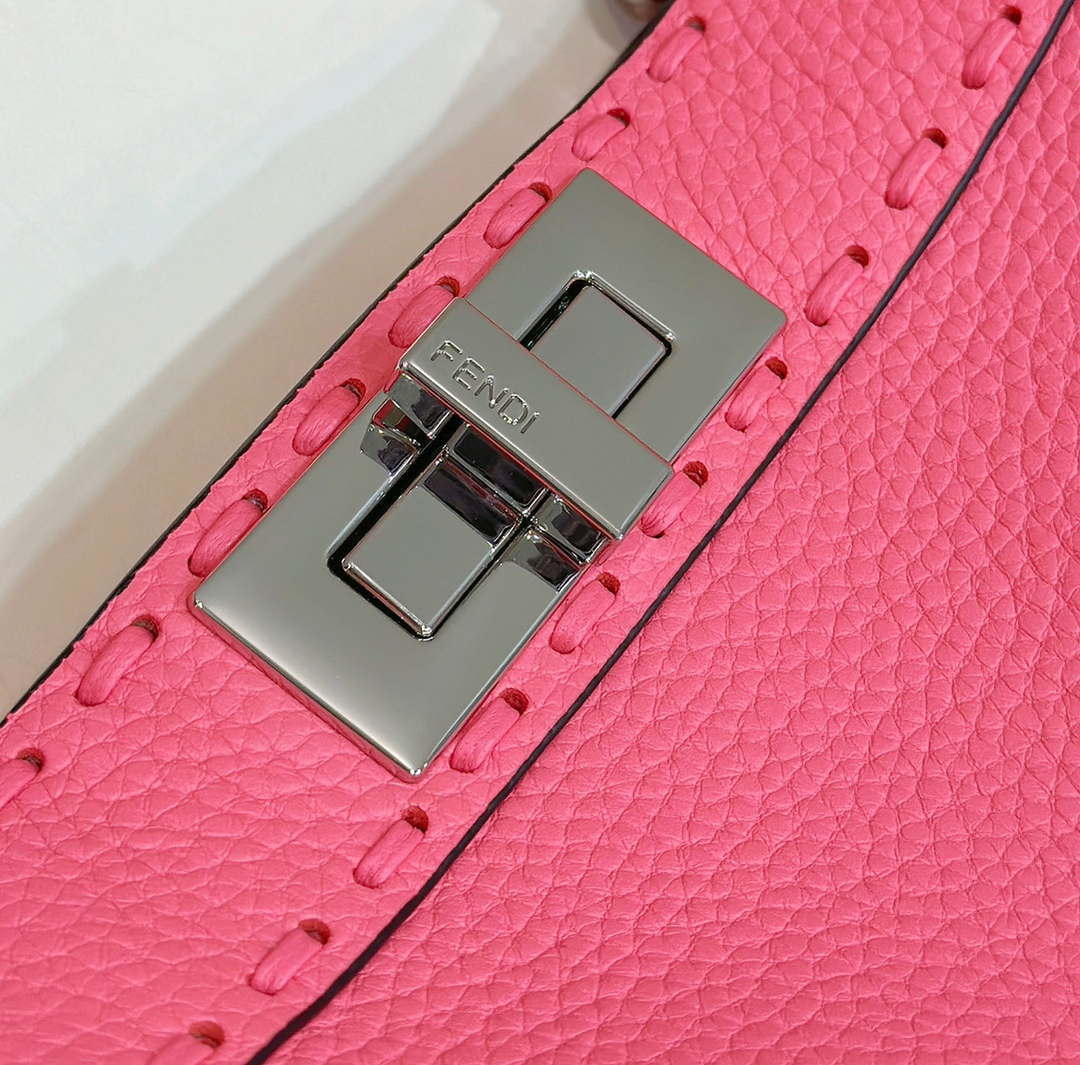 Fendi 8BN321 Peekaboo ISeeU Medium Pink Selleria bag with 646 hand-sewn topstitches 80133