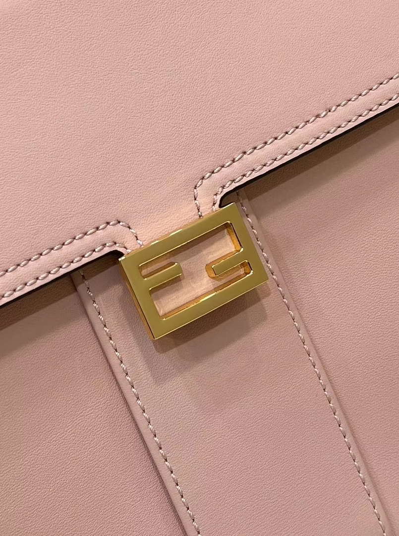 Fendi 8BN321 Peekaboo Iseeu Medium Pink Leather Bag 8596L