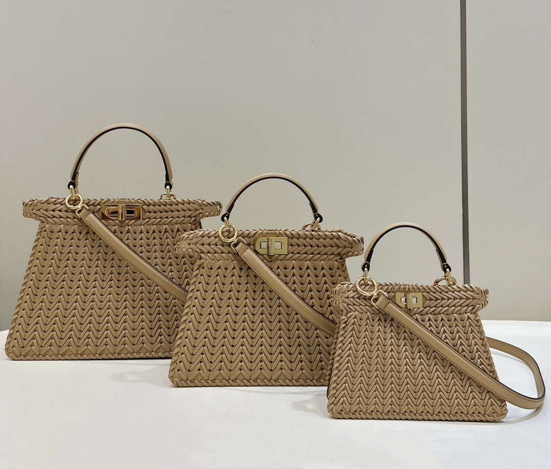 Fendi 8BN327 Peekaboo ISeeU Small Apricot interlace leather bag 80138M