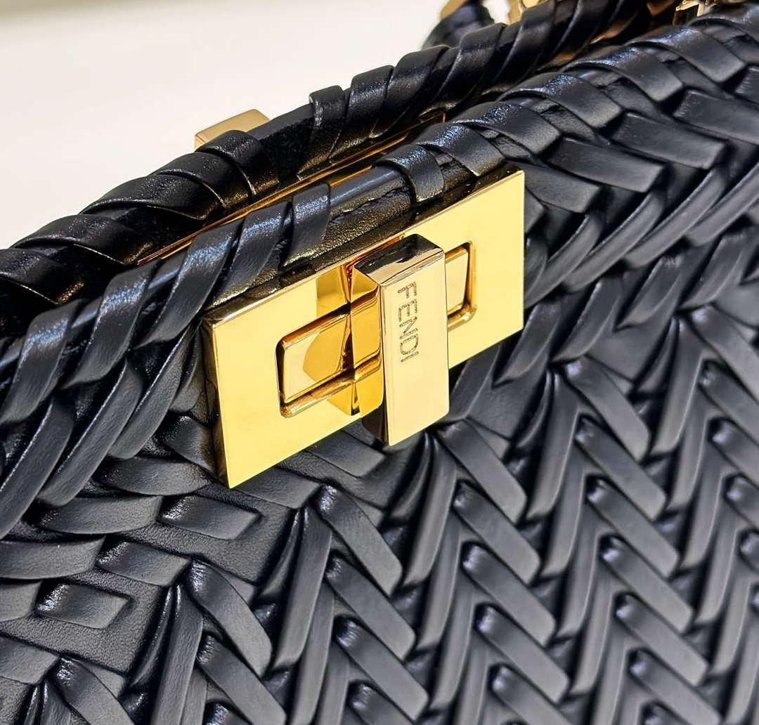Fendi 8BN327 Peekaboo ISeeU Small Black interlace leather bag 80138M