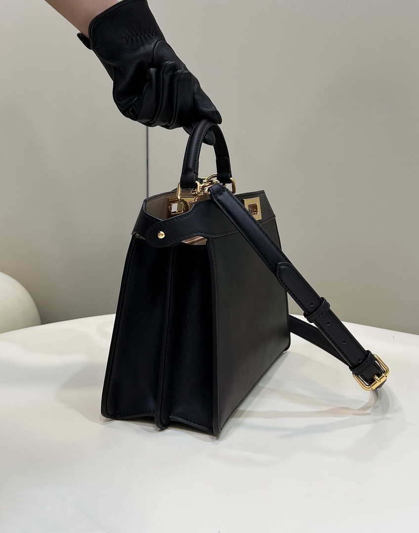Fendi 8BN327 Peekaboo ISeeU Small Black leather bag