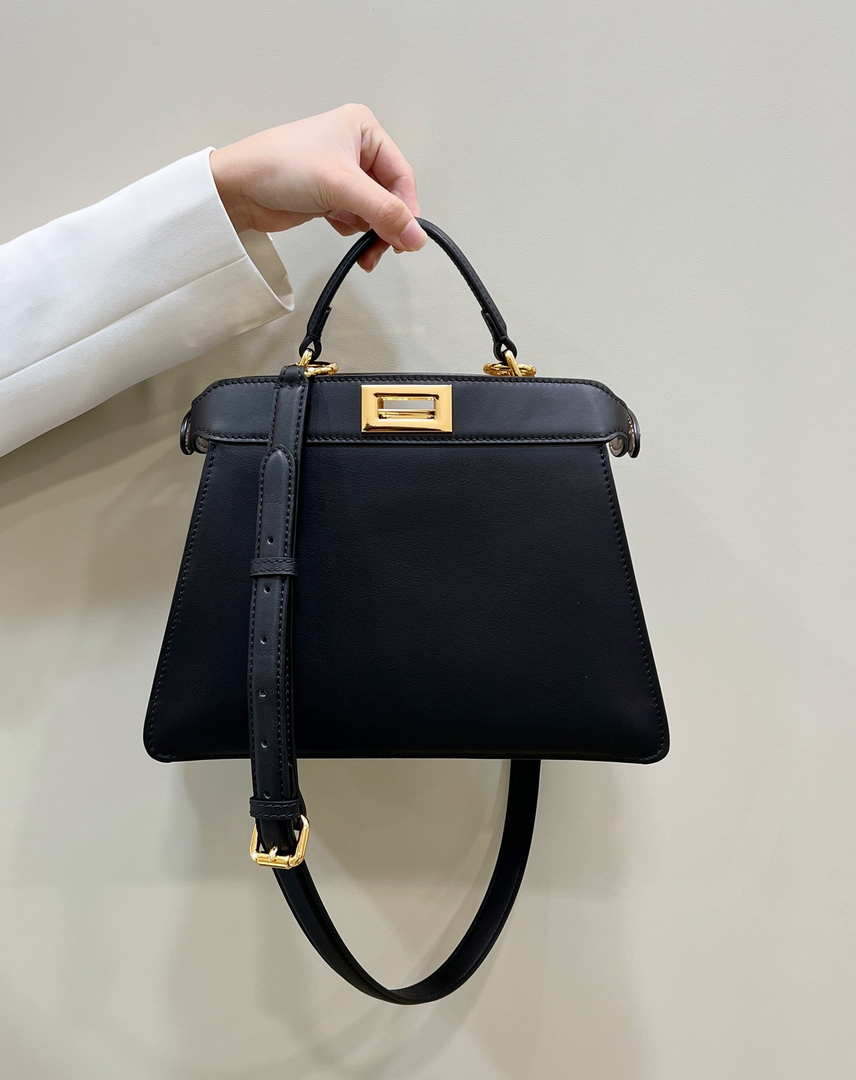 Fendi 8BN327 Peekaboo ISeeU Small Black leather bag