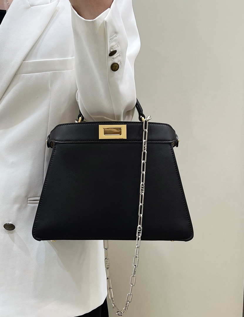 Fendi 8BN327 Peekaboo ISeeU Small Black leather bag