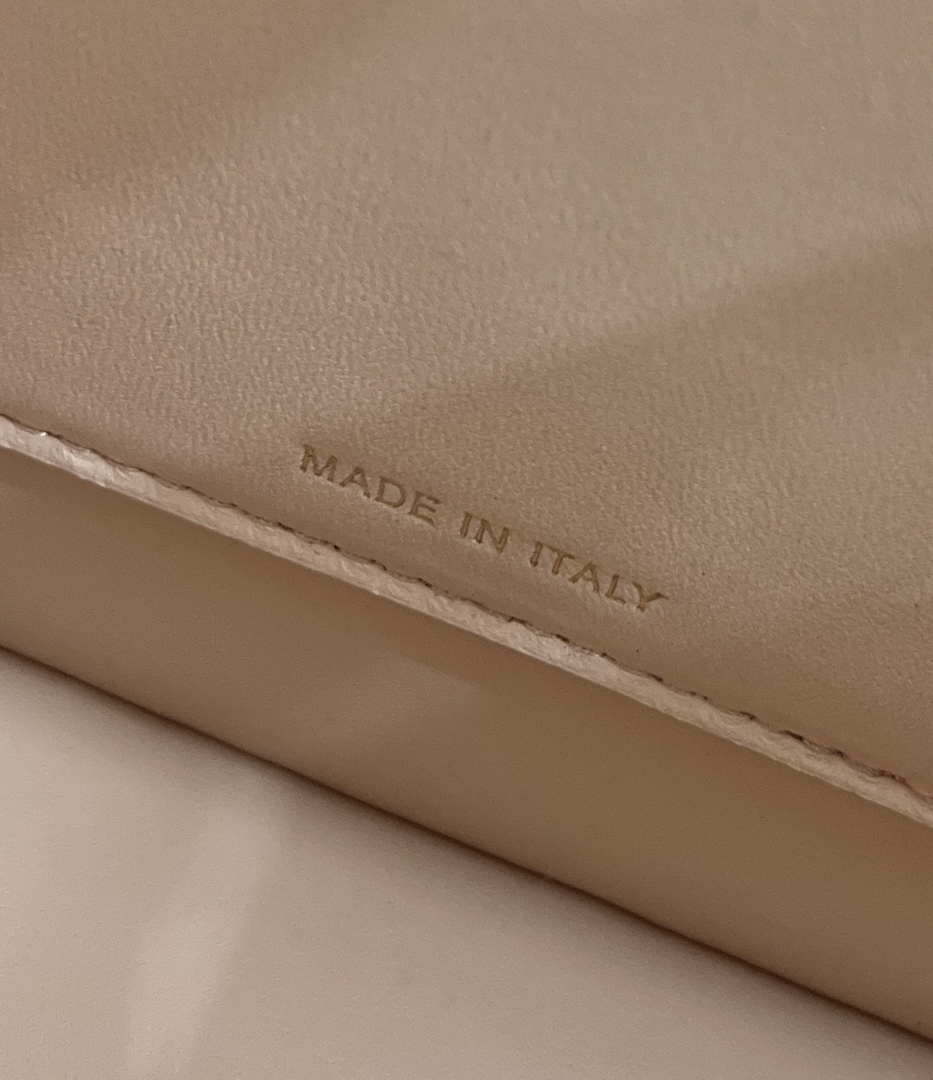 Fendi 8BN327 Peekaboo ISeeU Small Green leather bag