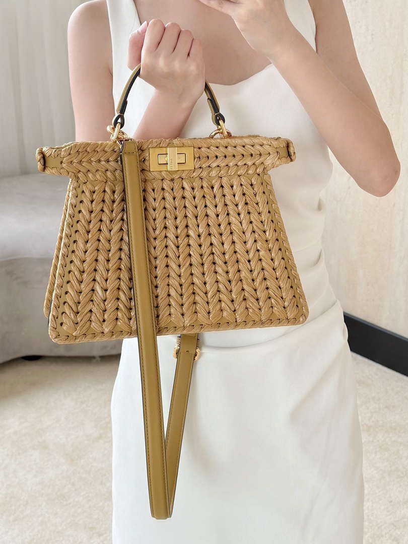 Fendi 8BN327 Peekaboo ISeeU Small Sand leather and interlaced fibre bag 80169M