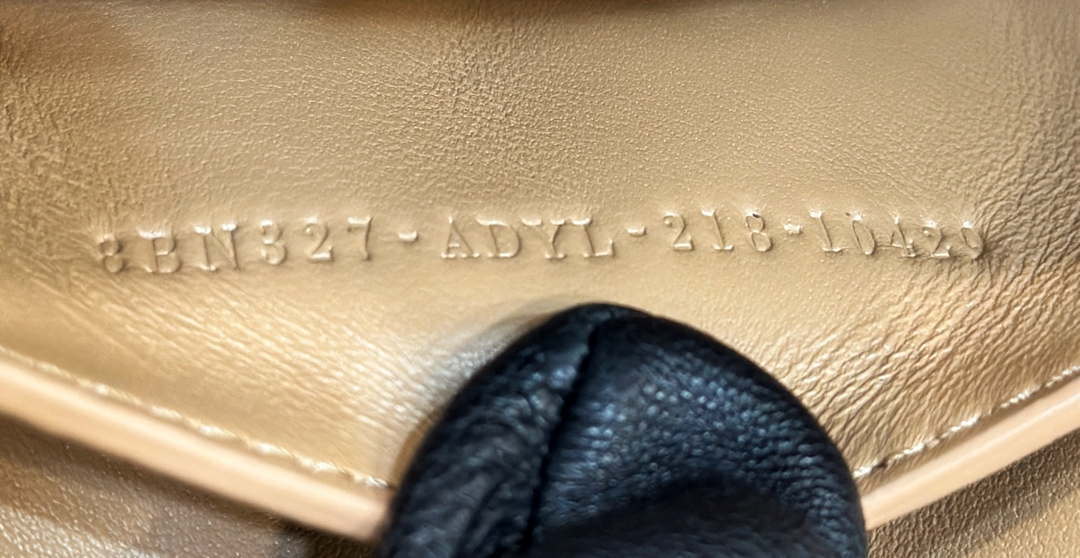 Fendi 8BN327 Peekaboo ISeeU Small Tan Selleria bag with 556 hand-sewn topstitches 80133Am