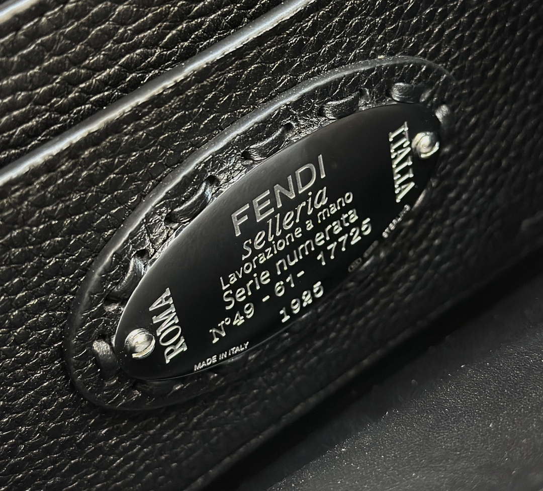 Fendi 8BN335 Peekaboo ISeeU Petite Black Selleria bag with 306 hand-sewn topstitches 80133As