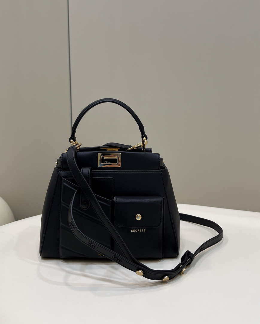 Fendi 8BN335 Peekaboo ISeeU Small Black leather bag 2113s