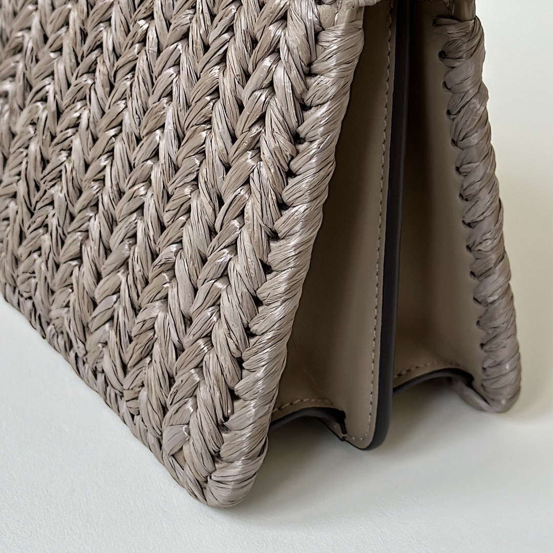 Fendi 8BN335ARBCF0E65 Peekaboo ISeeU Petite Dove grey leather and interlaced fibre bag 80169s