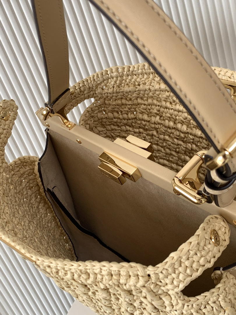 Fendi 8BN353AOVHF19P8 Peekaboo Soft Medium Raffia Nature