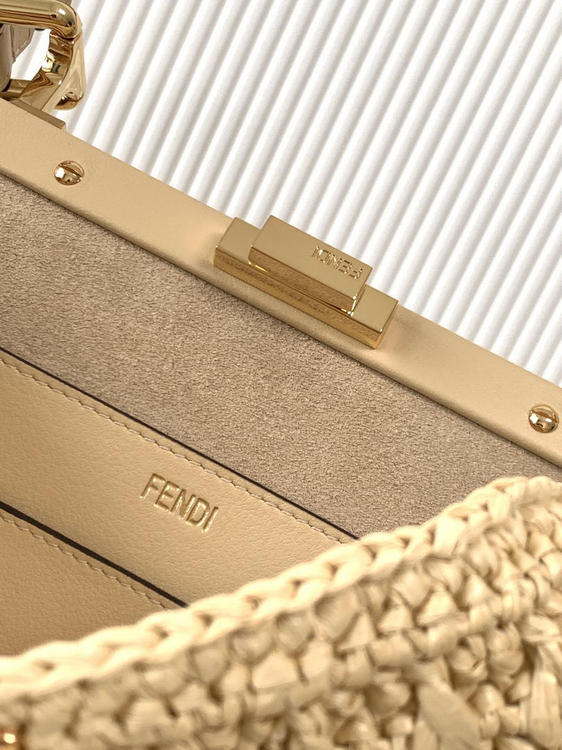 Fendi 8BN353AOVHF19P8 Peekaboo Soft Medium Raffia Nature