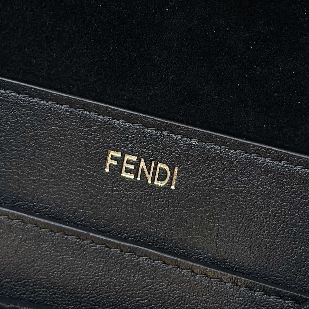 Fendi 8BN358AOVHF1D3Q Peekaboo Soft Large Black leather bag 80172L