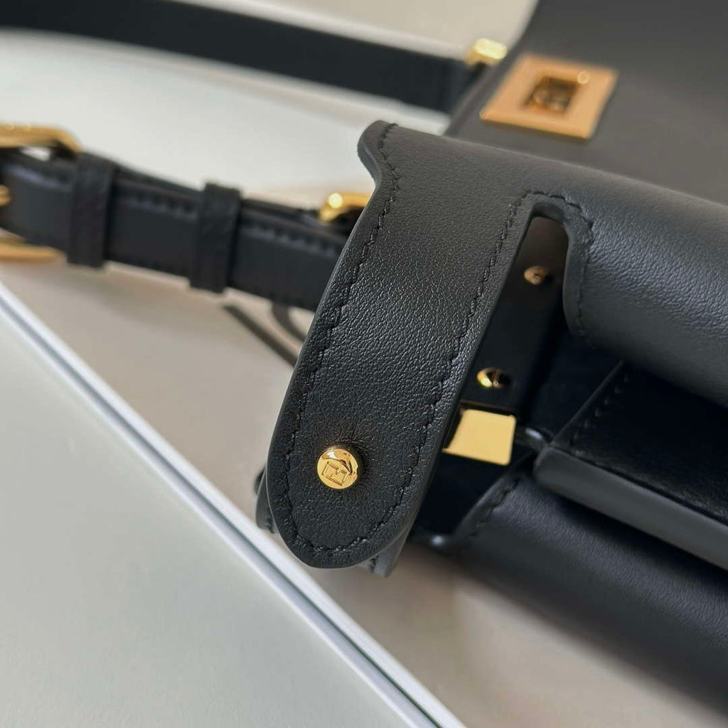 Fendi 8BN358AOVHF1D3Q Peekaboo Soft Large Black leather bag 80172L