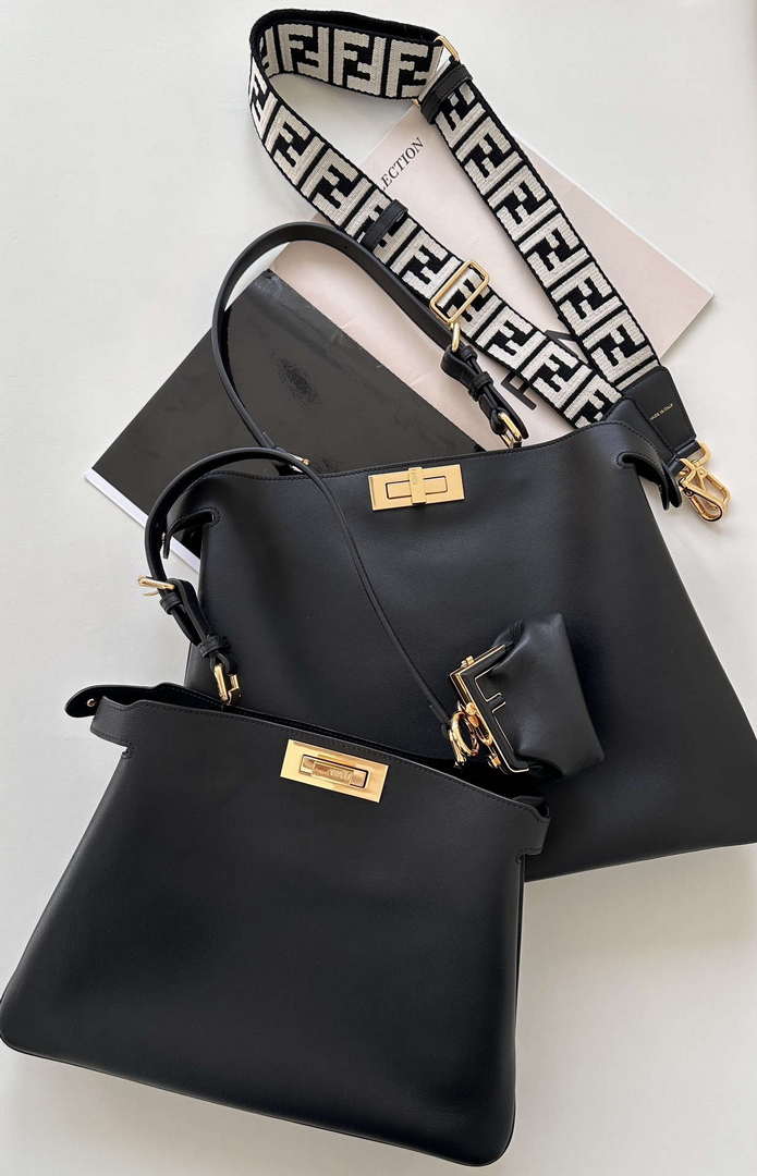 Fendi 8BN358AOVHF1D3Q Peekaboo Soft Large Black leather bag 80172L