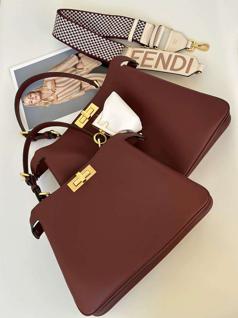 Fendi 8BN358AOVHF1D3Q Peekaboo Soft Large Dark brown leather bag 80172L