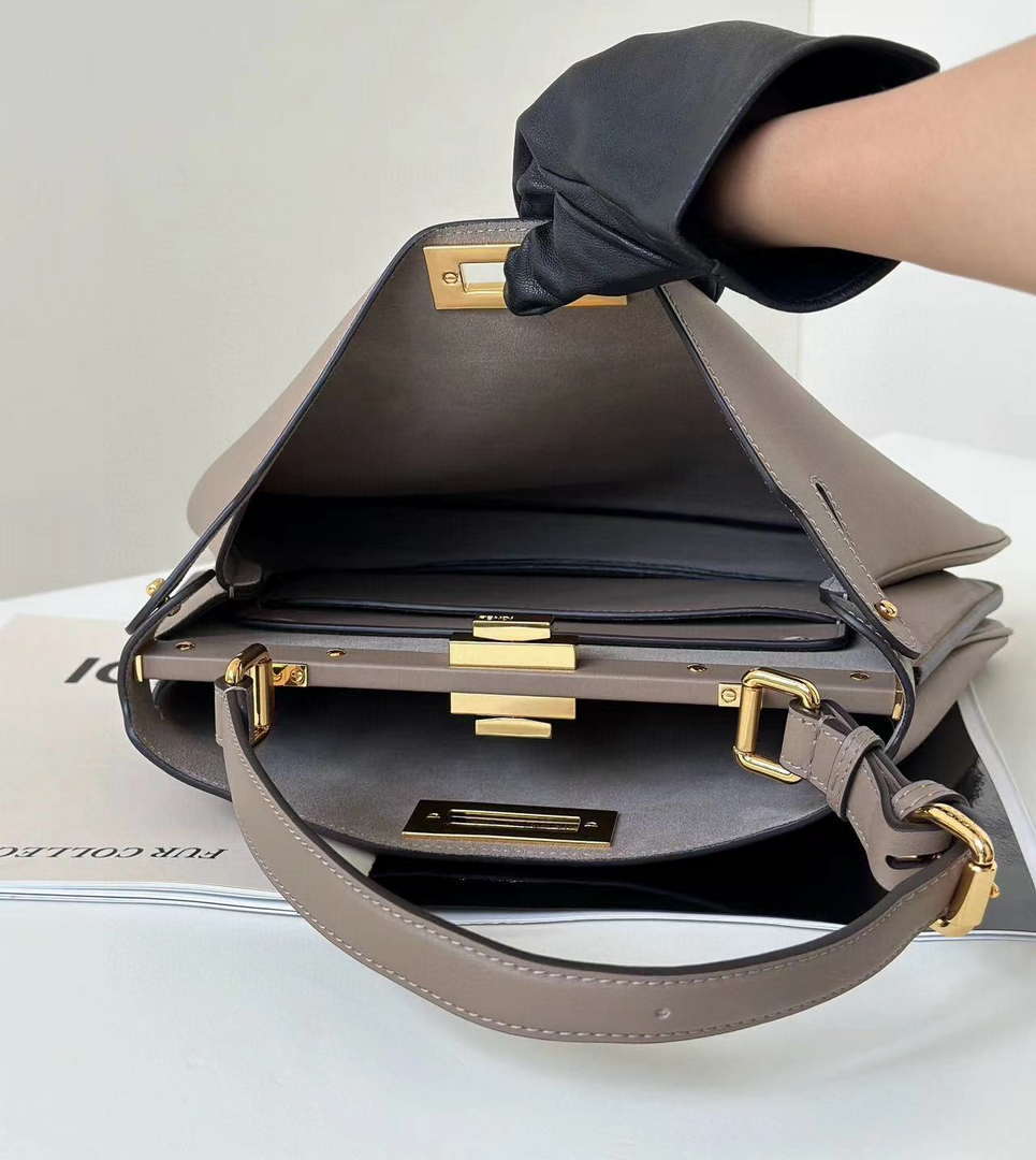 Fendi 8BN358AOVHF1D3Q Peekaboo Soft Large Gray leather bag 80172L