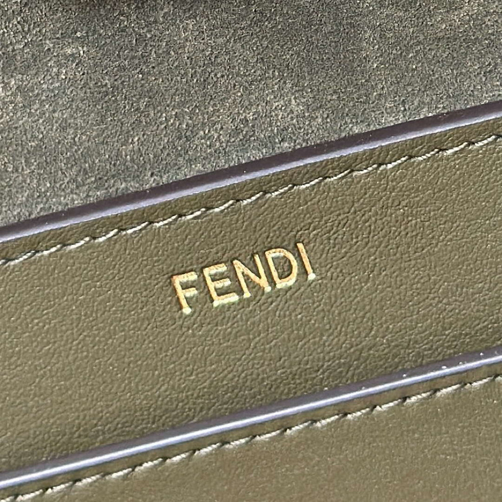 Fendi 8BN358AOVHF1D3Q Peekaboo Soft Large Green leather bag 80172L
