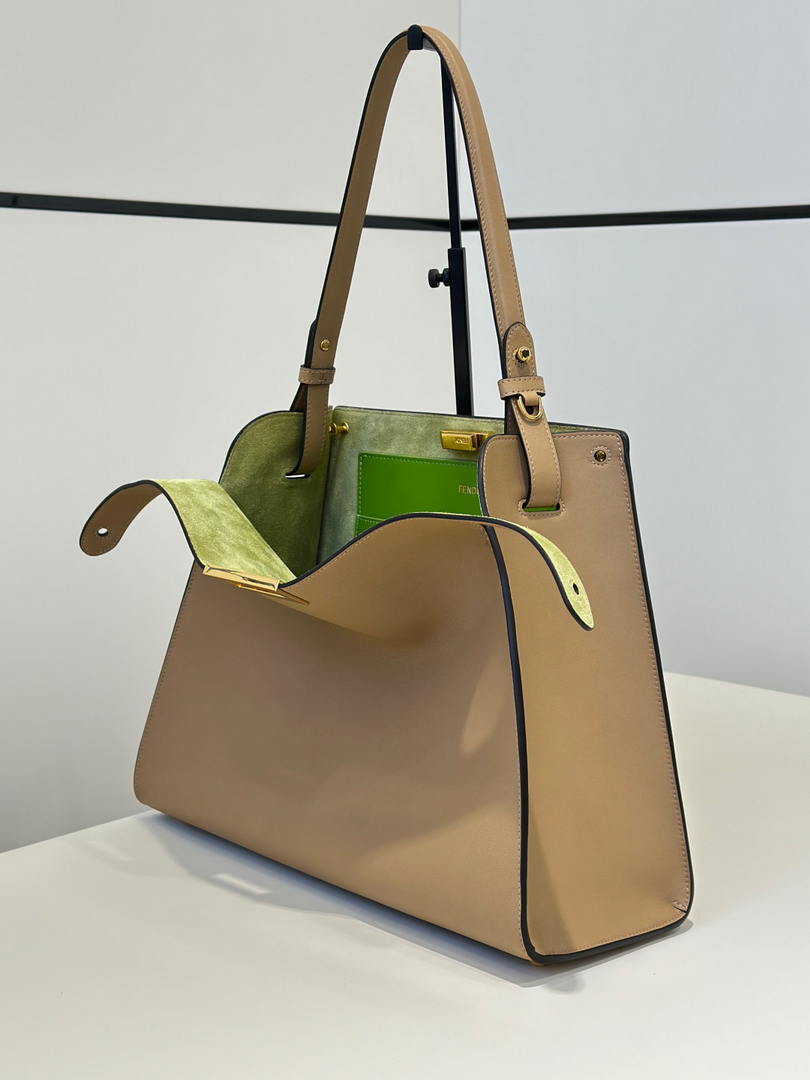 Fendi 8BN368AWPFF1V0H Fendi Way Medium Cappuccino leather and forest green suede bag