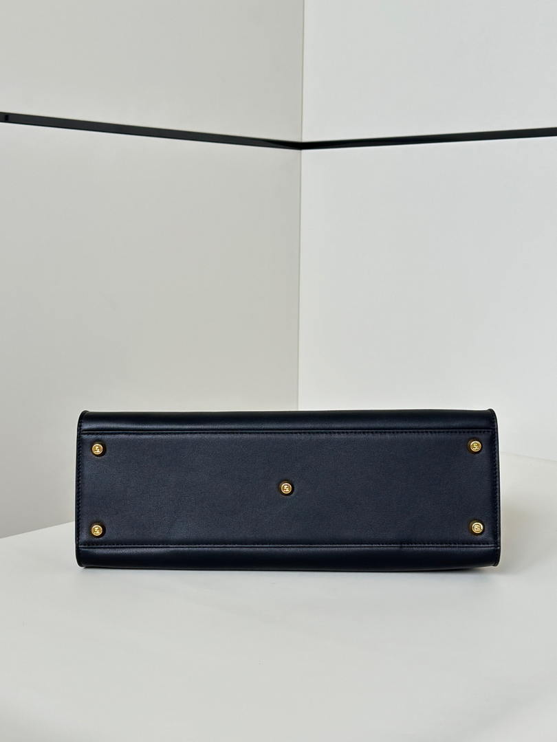 Fendi 8BN368AWPFF1V0H Fendi Way Medium Black leather and chocolate suede bag