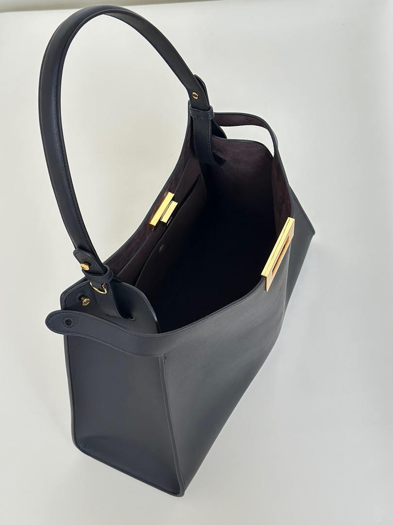 Fendi 8BN368AWPFF1V0H Fendi Way Medium Black leather and chocolate suede bag