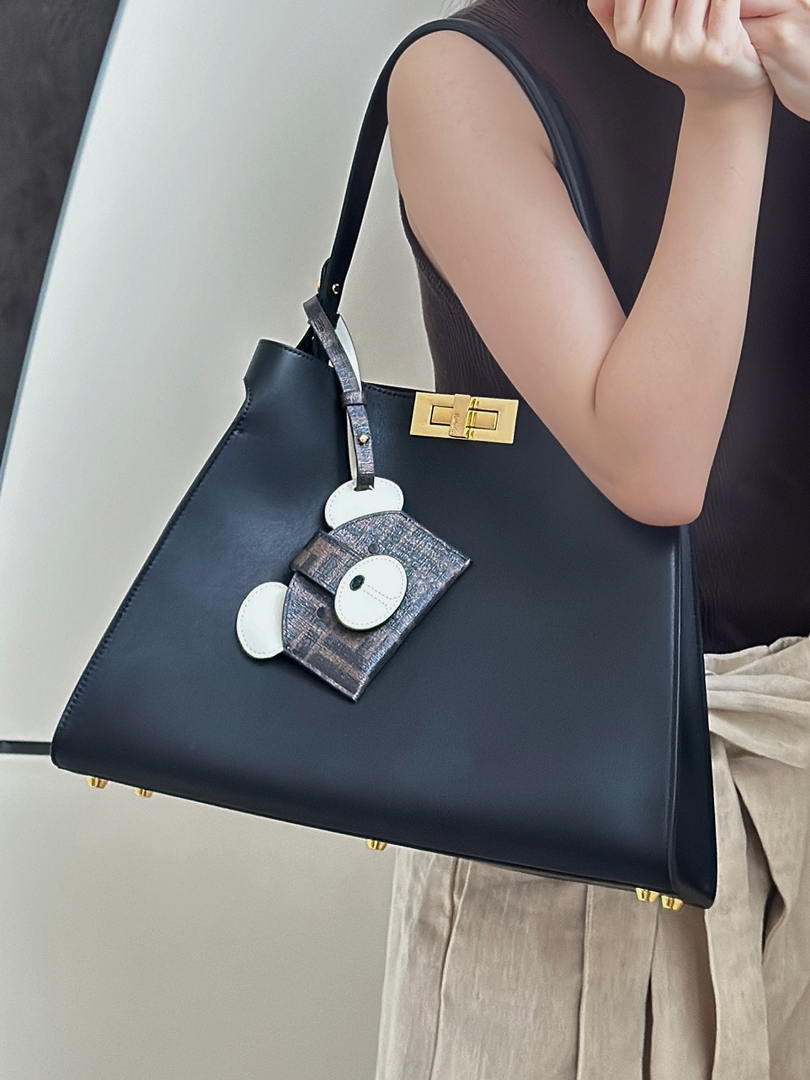 Fendi 8BN368AWPFF1V0H Fendi Way Medium Black leather and chocolate suede bag