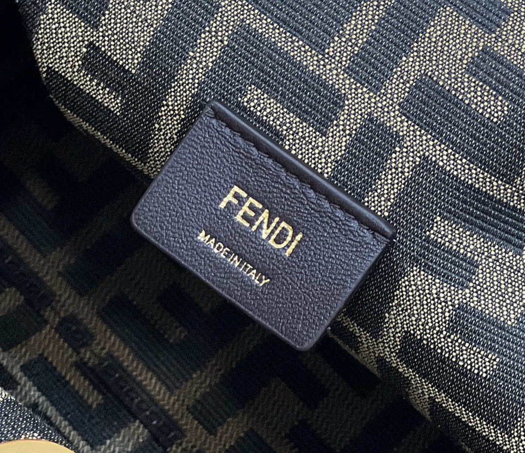 Fendi 8BP127 FENDI FIRST Medium Pink leather bag
